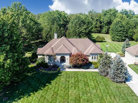 2nd image of 2780 Sweet Clover Ln
