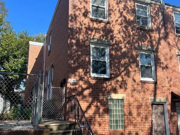 6040 Edmund St, Philadelphia, PA 19135