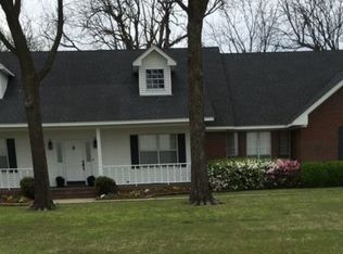 1369 Lakehall Rd, Lake Village, AR 71653