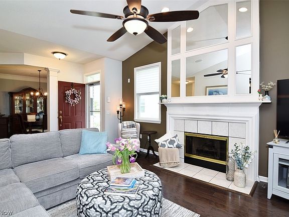 5th image of 2997 Country Club Ln