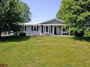 3506 Douglas Rd, Florissant, MO 63034