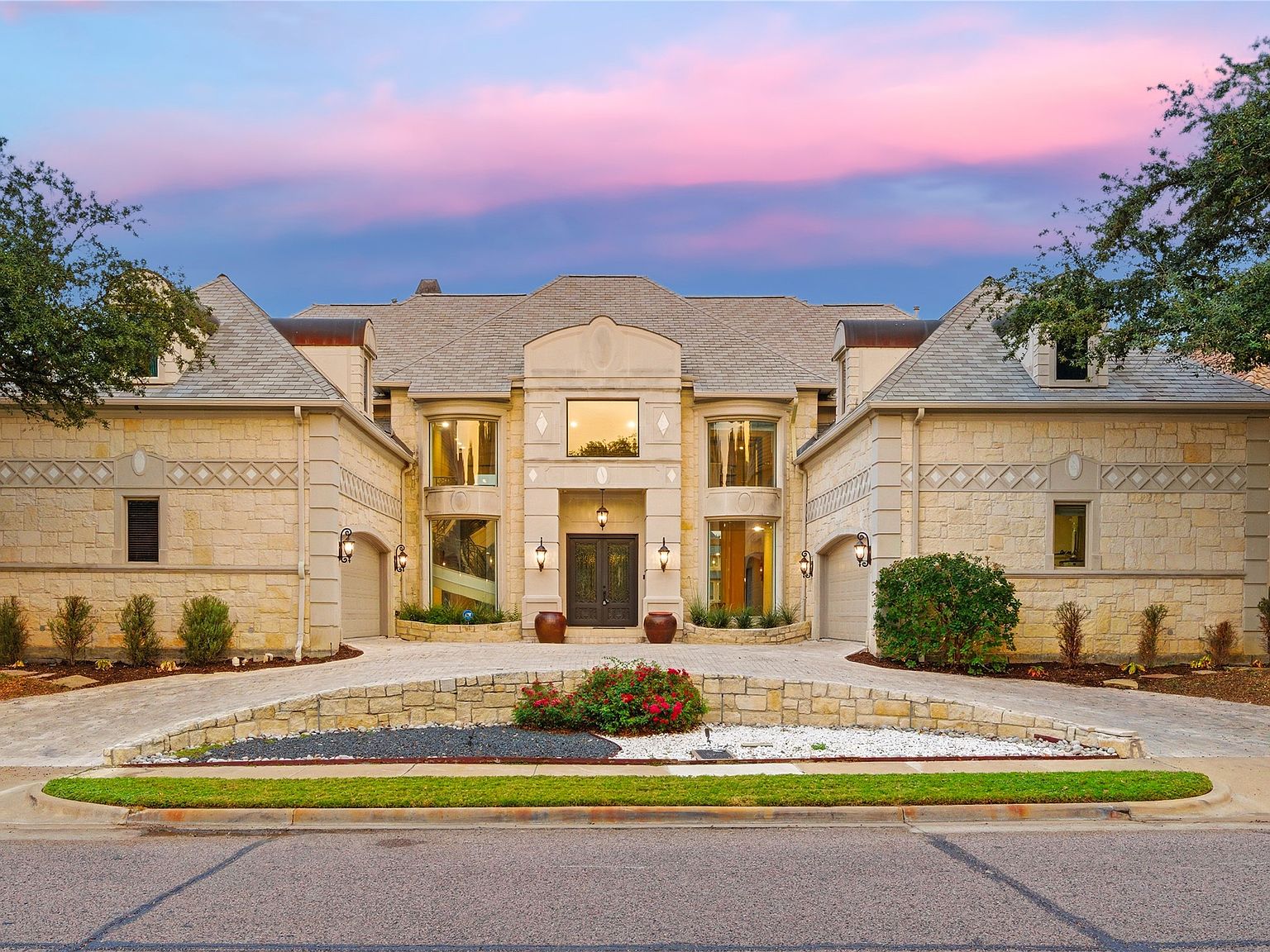 4616 Windsor Ridge Dr