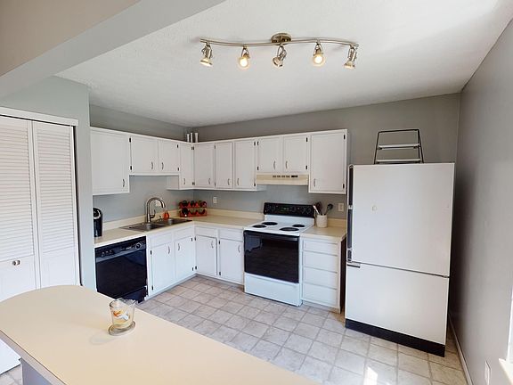 4th image of 1768 Plains Blvd