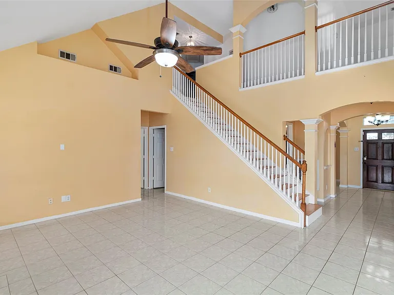 17531 Aspen Ridge Ct — Photo 10