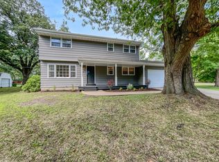 895 73rd Ave NE, Fridley, MN 55432