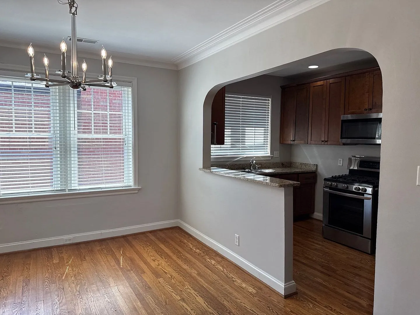 Hanley Road Apartments — Photo 3