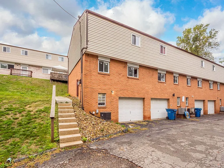 Baldwin Cathell Townhouses — Photo 18
