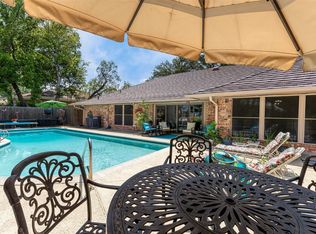 5613 Oakmont Ln, Fort Worth, TX 76112