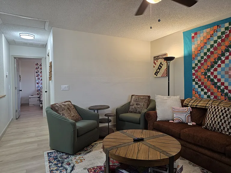 1311 W Folley St — Photo 32