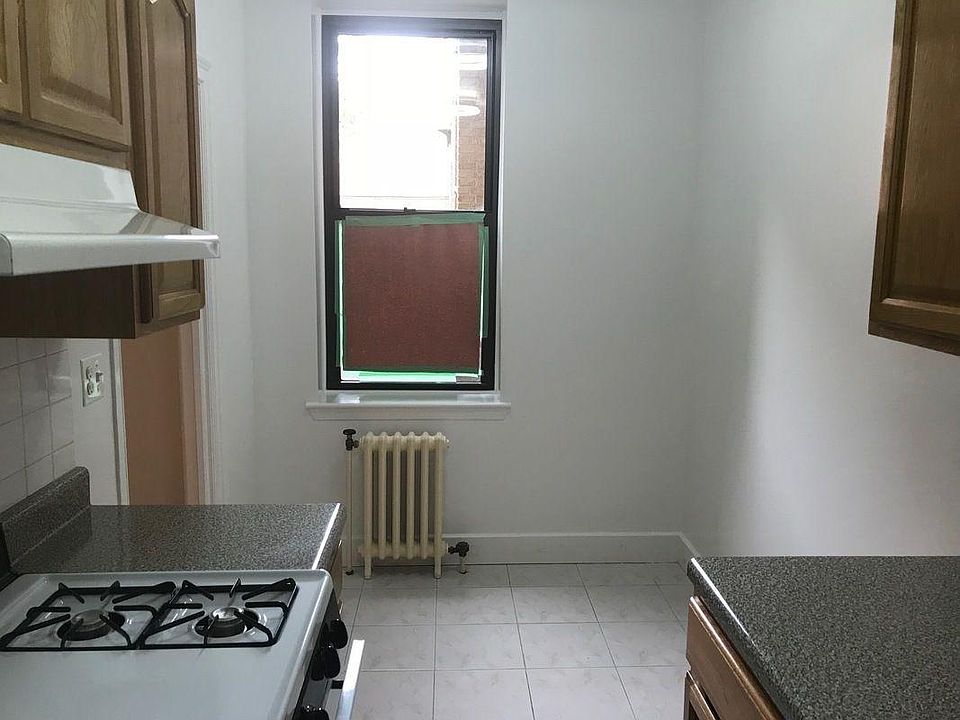 2nd image of 3619 Bowne St APT 1G