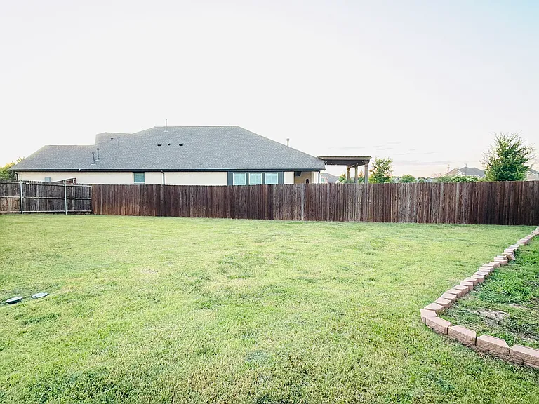 7324 Black Cherry Ln — Photo 41