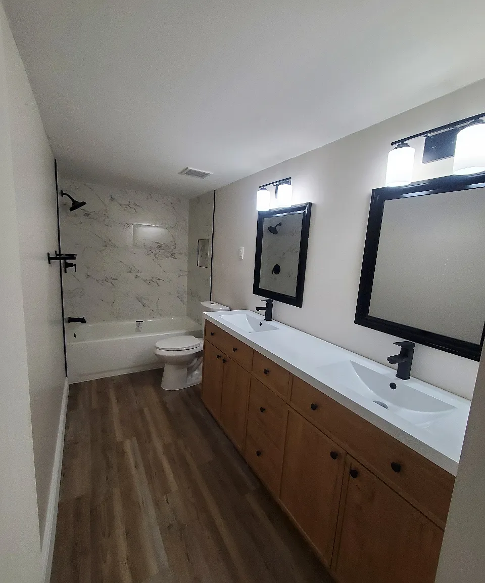 2 bed, 900 sqft, $1,700 — Photo 1