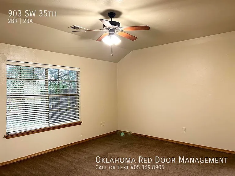 903 SW 35th St — Photo 7