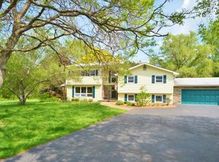20 Franklin Dr, Lansing, NY 14882
