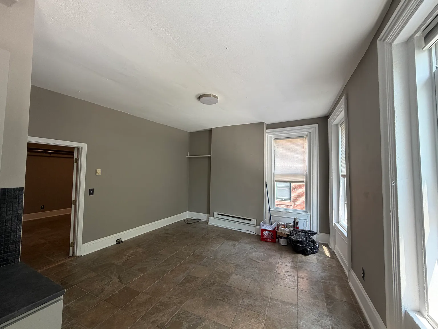 1 bed, 700 sqft, $1,900 — Photo 4