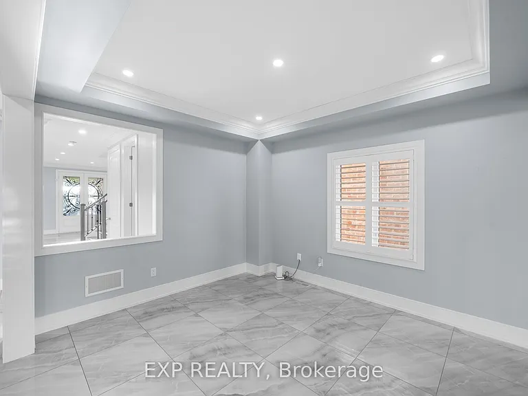 35 Tyndall Dr — Photo 7