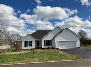 512 Greenridge Dr, Bowling Green, KY