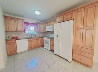 119 Highview Ave #2, Stamford, CT 06907