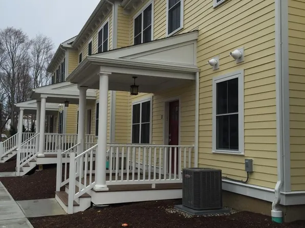 15 Sherwood St, Mansfield, CT 06268