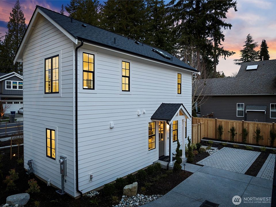 12817 NE 104th Street, Kirkland, WA 98033 | Zillow