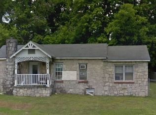 2016 McFarland Ave, Rossville, GA 30741