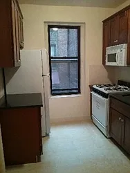 Rented by Elinor Taasa, LREB