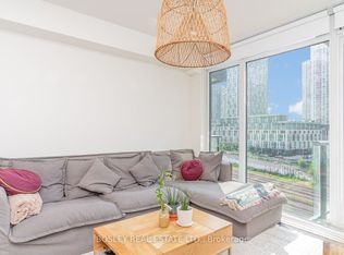 576 Front St W #411E, Toronto, ON M5V0P8