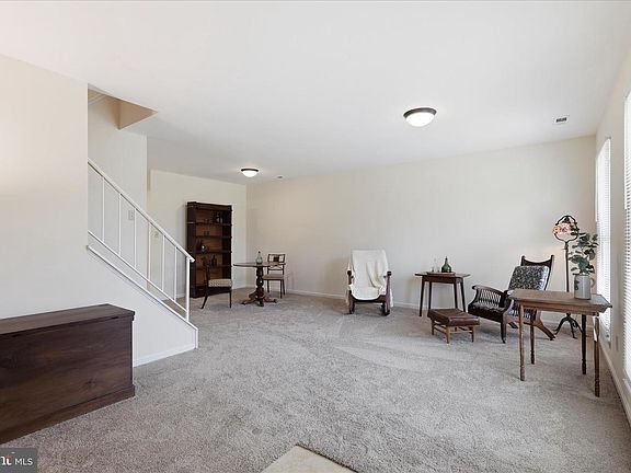 5th image of 5163 Dominion Dr