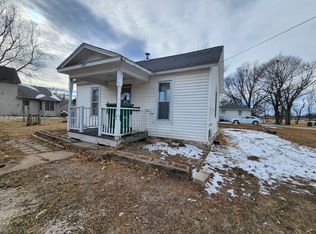 403 9th Ave SW, Independence, IA 50644
