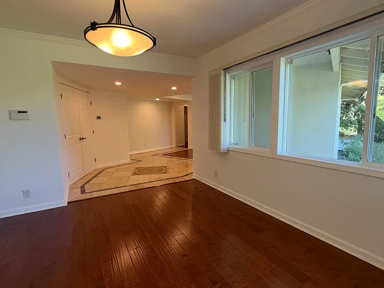 1385 Greenmont Dr — Photo 21