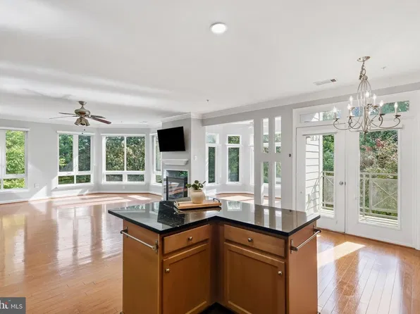 1621 Ladue Ct APT 204, Woodbridge, VA 22191