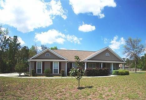 1st image of 40 Ferrier Ln