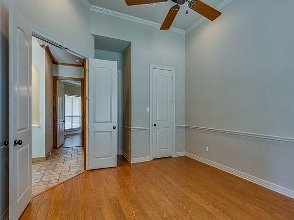 4th image of 1709 N Carroll Ave
