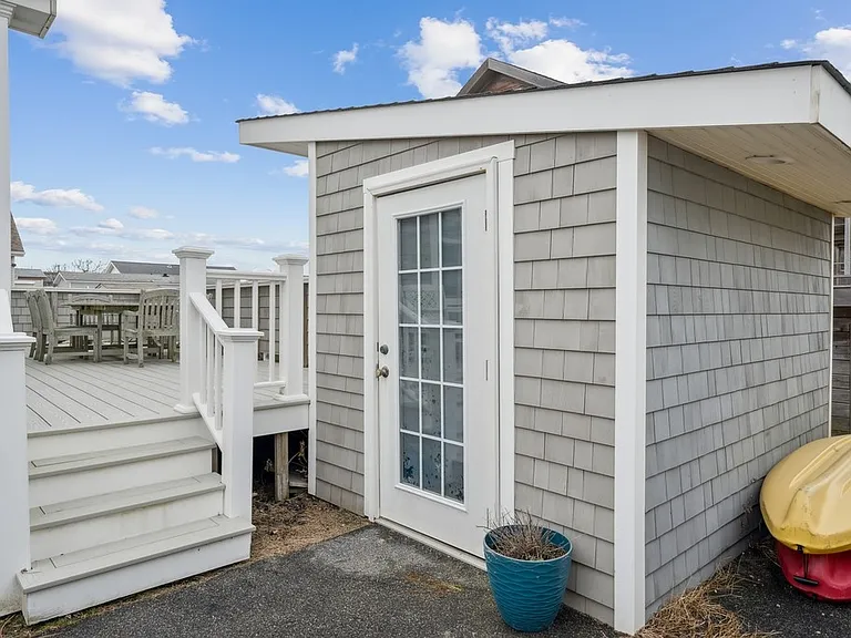 100 Deforest Rd #208 — Photo 14