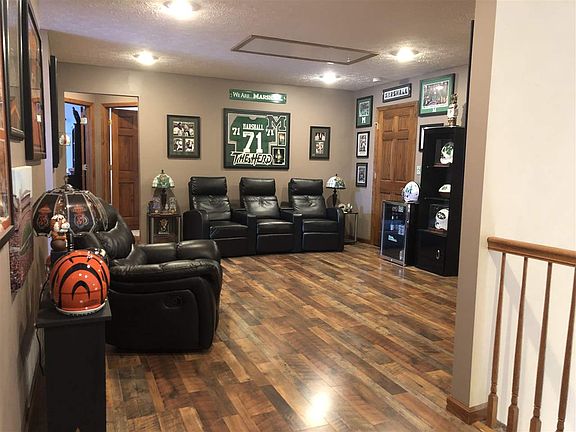 5th image of 89 Glen Oaks Ct