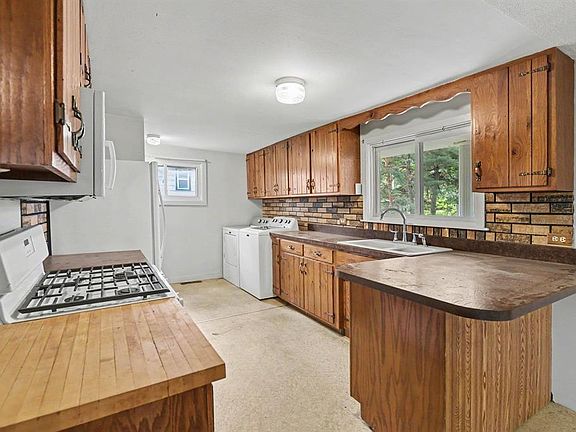 5th image of 1237 Clinch St