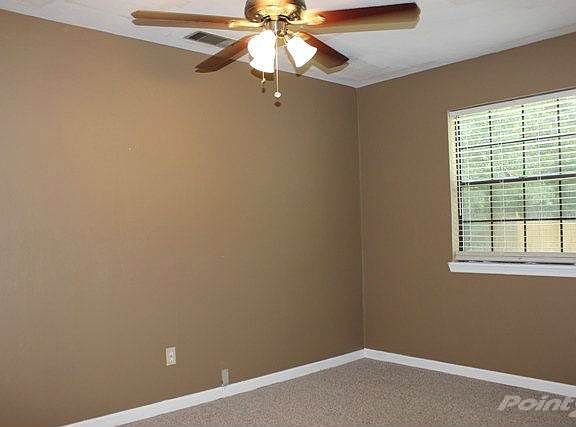 2027 Continental Ave RM
