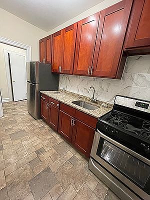 2nd image of 6221 Fort Hamilton Pkwy #A2