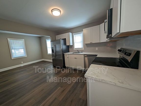 5th image of 716 Stonewall Ct