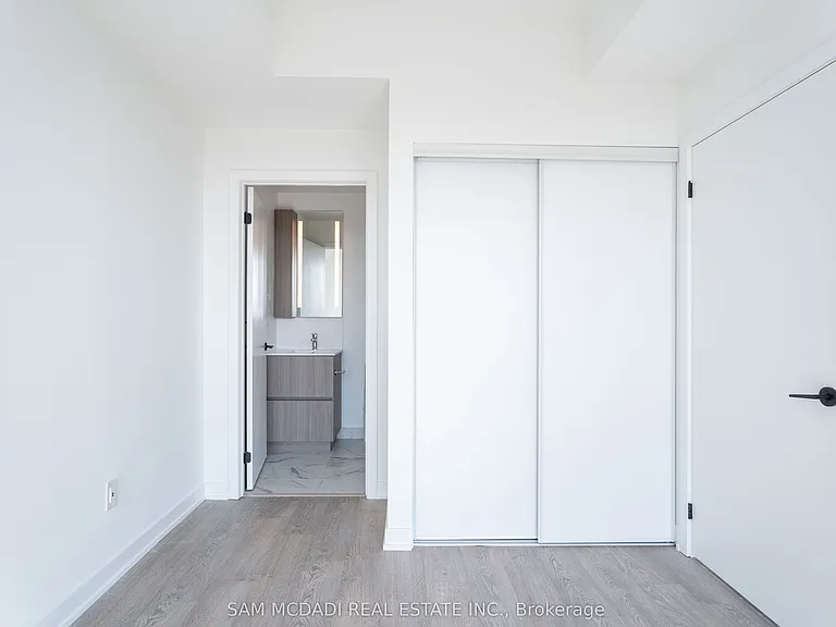 220 Missinnihe Way W #1213 — Photo 15