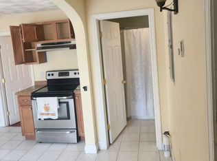 42 W Park Pl #3R, Woonsocket, RI 02895