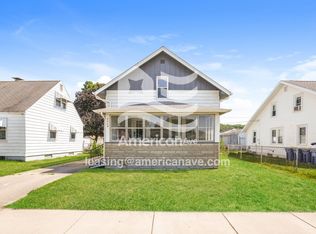2113 Milburn Blvd, Mishawaka, IN 46544