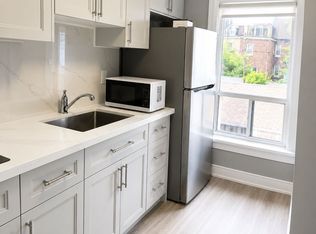 319 Clinton St, Toronto, ON M6G 2Y7
