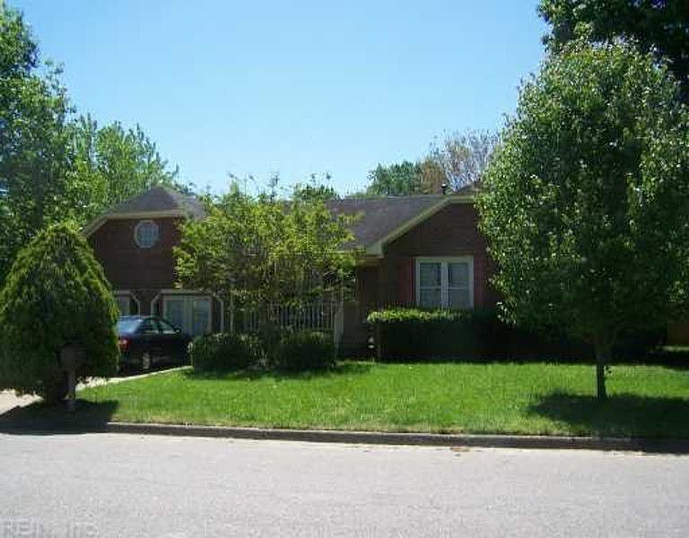 1st image of 1909 Mill Pond Dr