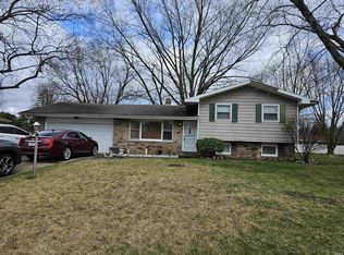 59124 Spearmint Dr, Elkhart, IN