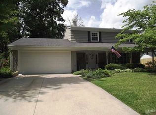 1721 Forest Valley Dr, Fort Wayne, IN 46815