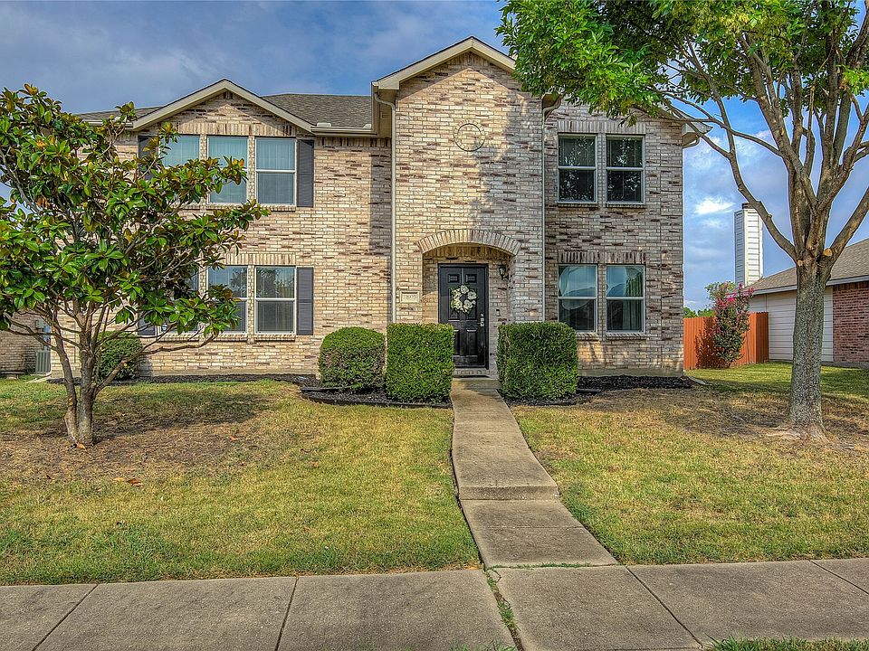 1st image of 2805 Lake Terrace Dr
