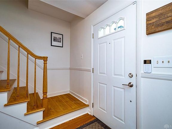 5th image of 6020 Brookburn Ct