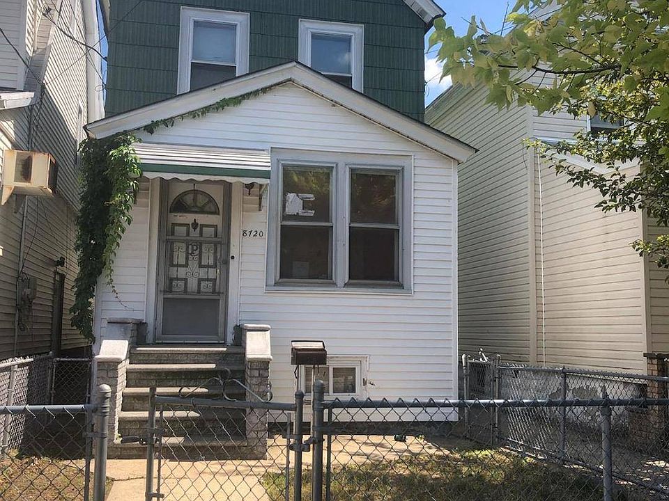 2nd image of 8720 Avenue L