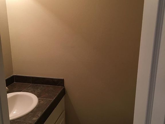 1/2 Bath downstairs